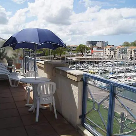 Inviting In With Balcony Apartment Rochefort (Charente-Maritime)